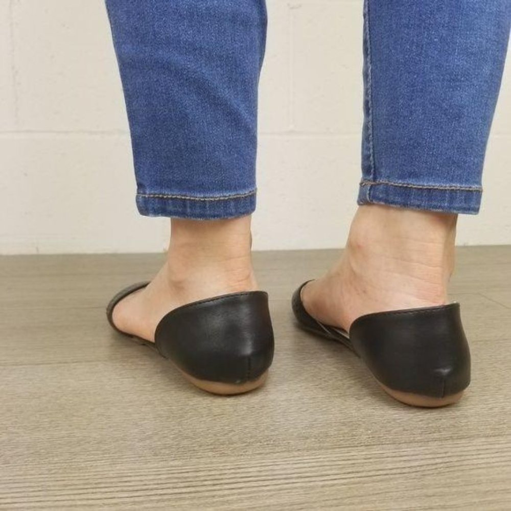 Perforated Pointy Toe Slip On Black Flats - Picture 4 of 7